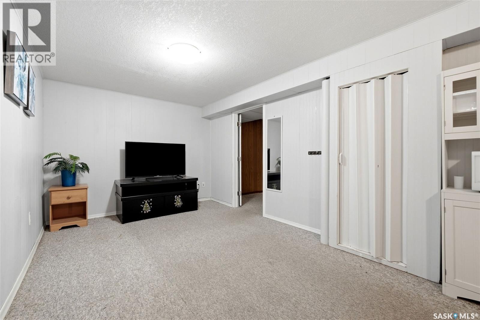 2172 Reynolds STREET — photo 15