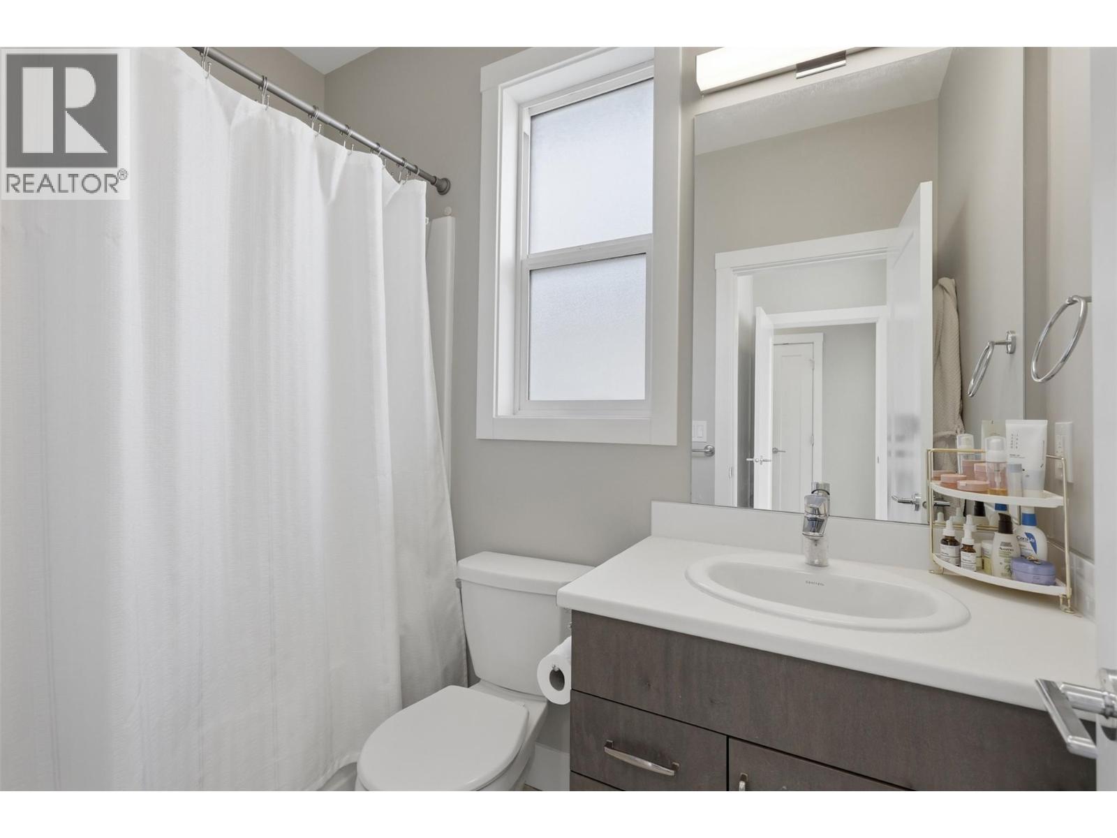 #127 200 Grand Boulevard - 24