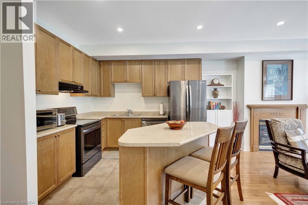 #6 120 BEDDOE Drive - 13