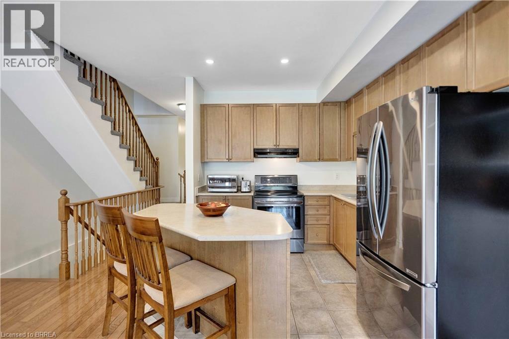 #6 120 BEDDOE Drive - 15