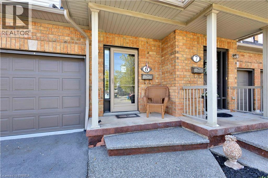 #6 120 BEDDOE Drive - 8