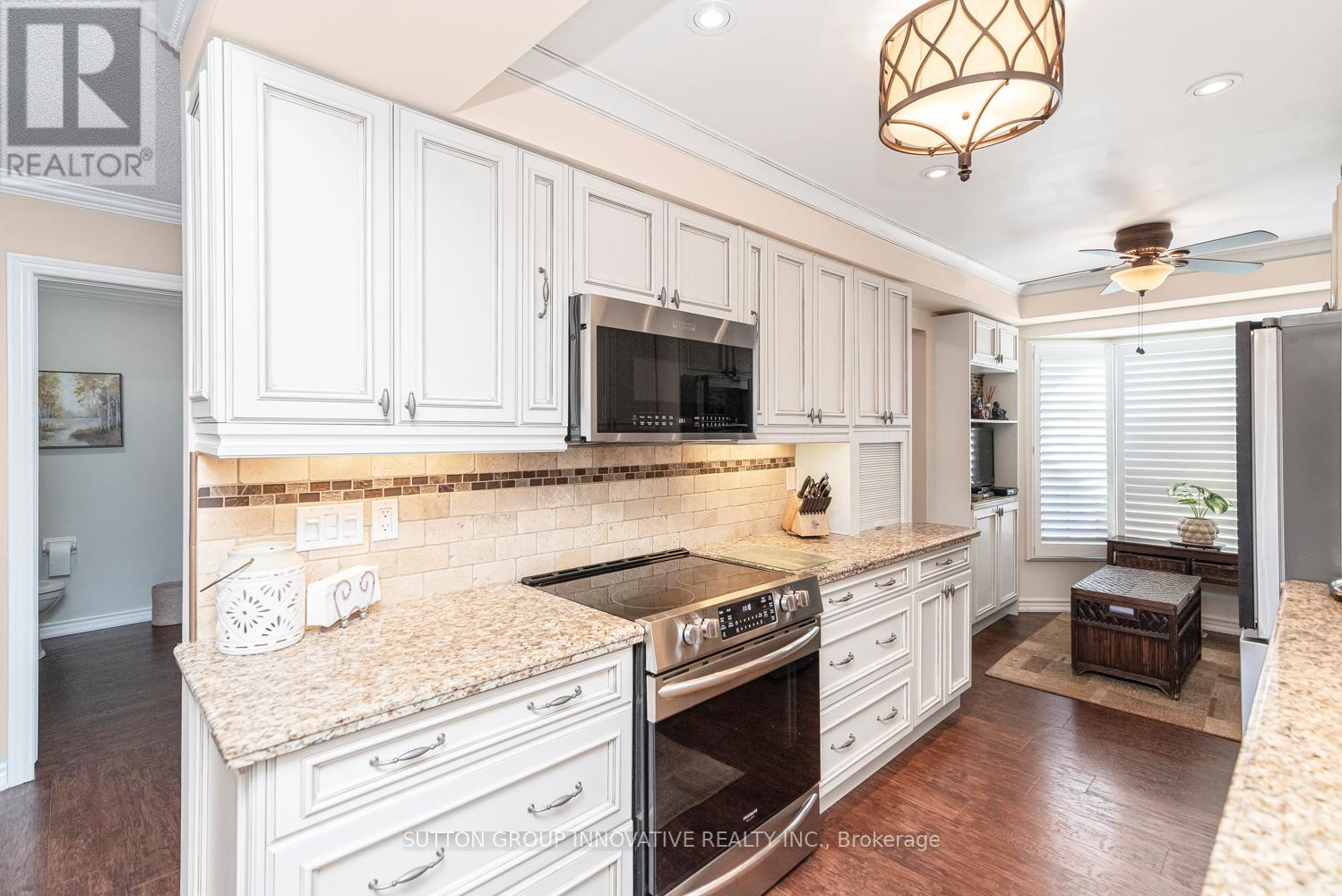 27 BEAVERTON DRIVE - 12
