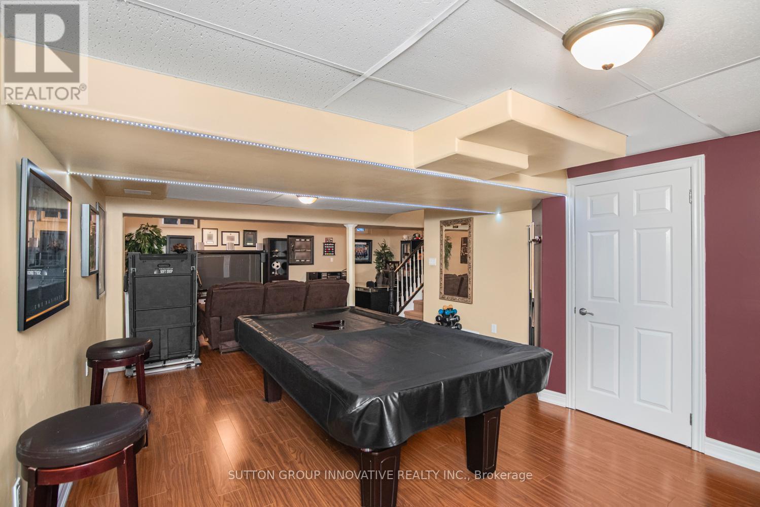27 BEAVERTON DRIVE - 38