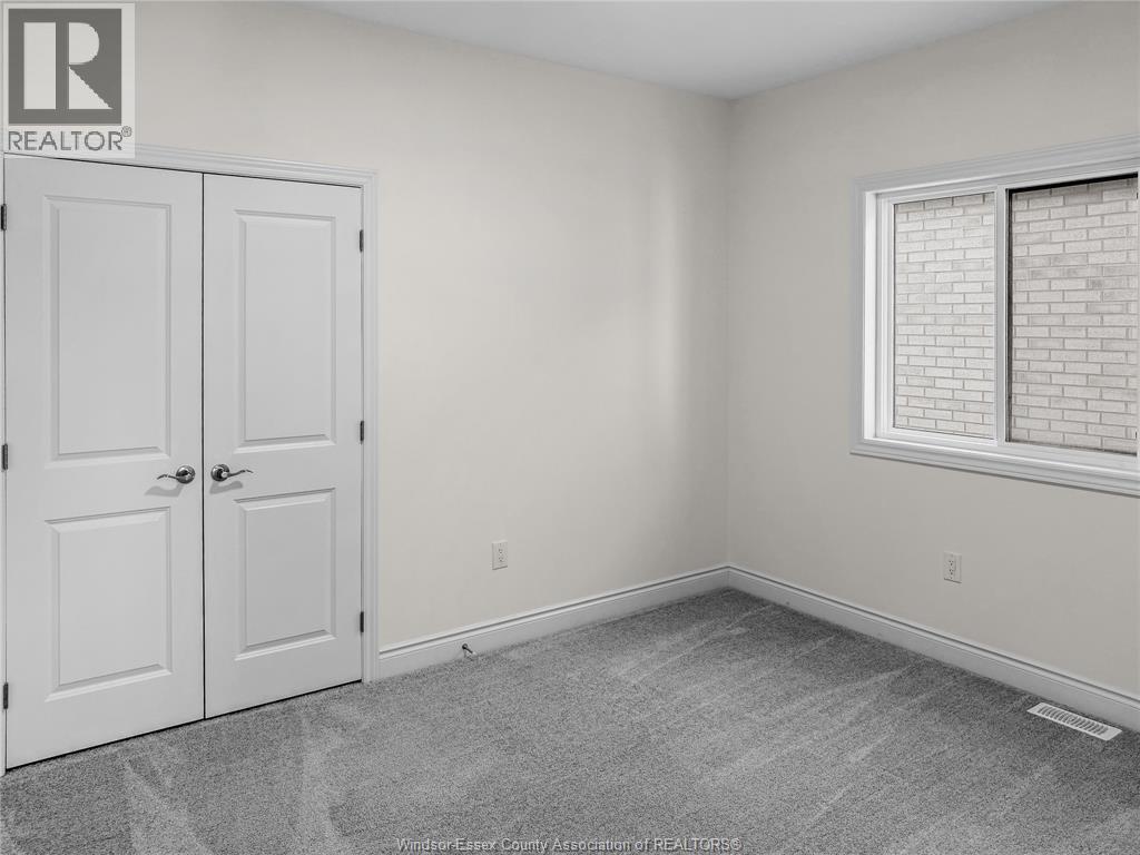 224 MCLELLAN AVENUE - 9