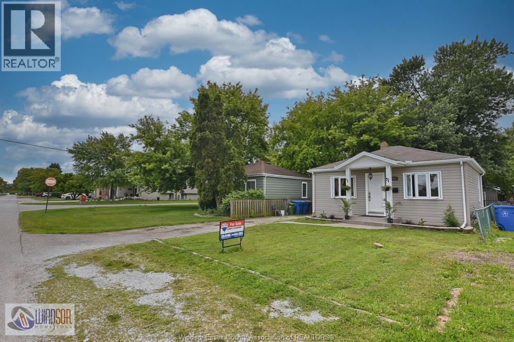 2591 MEIGHEN ROAD - 5