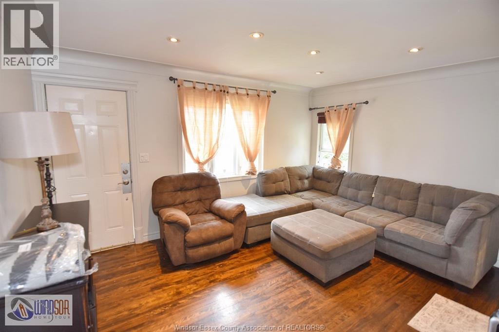 2591 MEIGHEN ROAD - 13