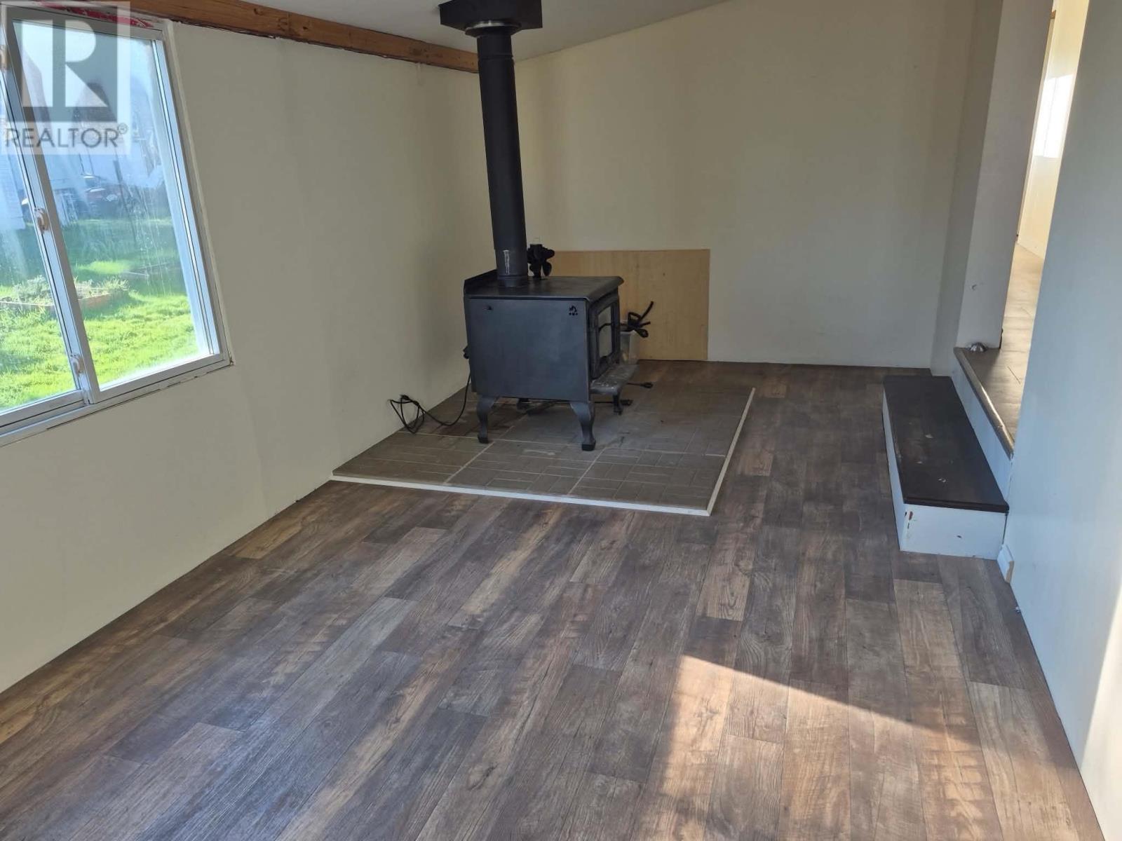 5 Willa DR - 7
