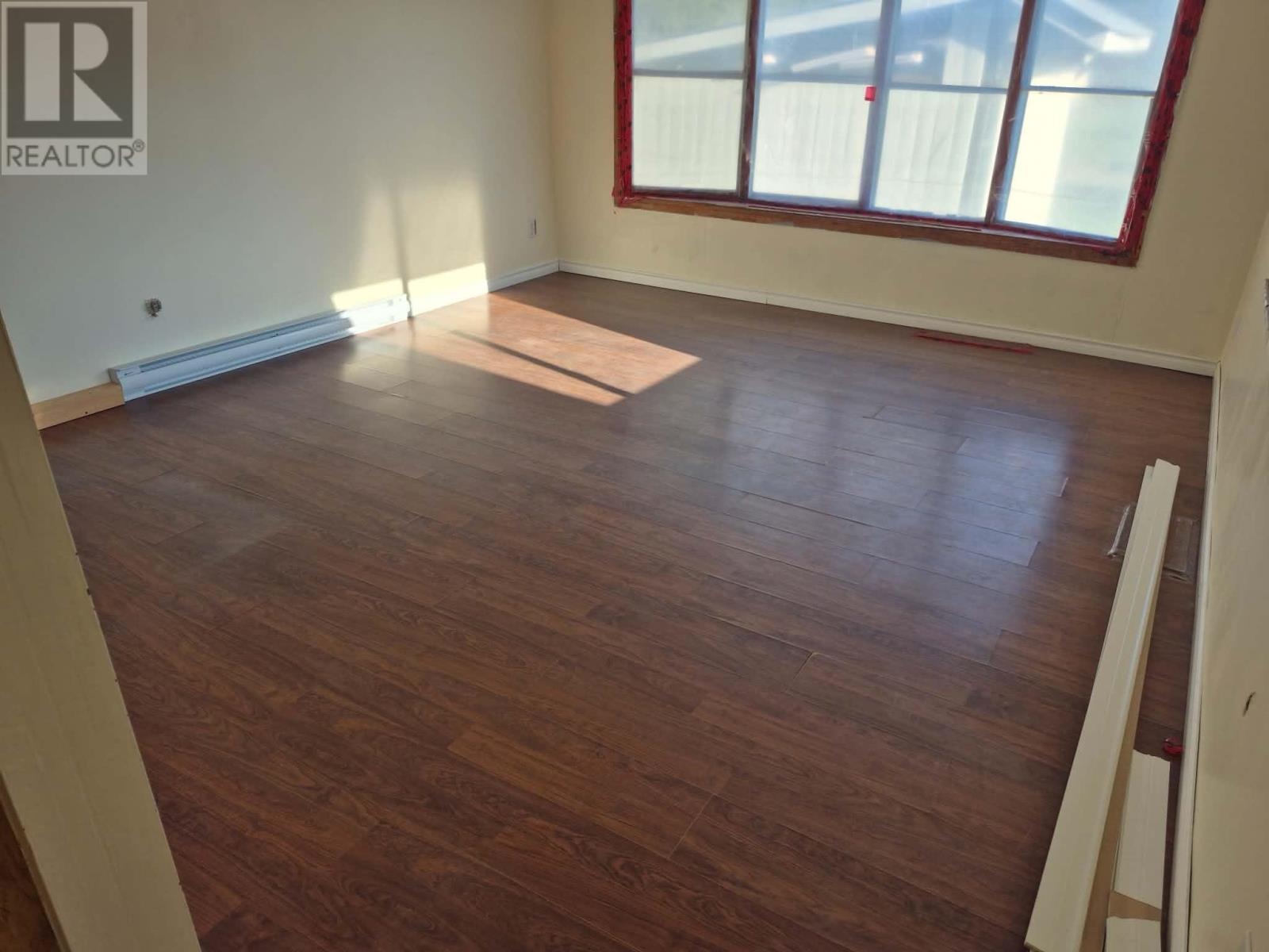 5 Willa DR - 5