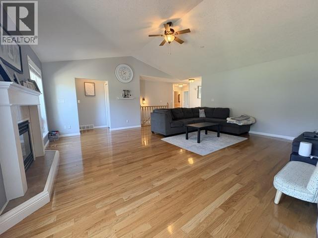 10915 88A STREET, Fort St. John