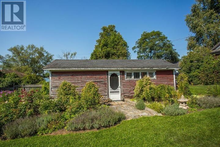 31 Taylor ST - 36