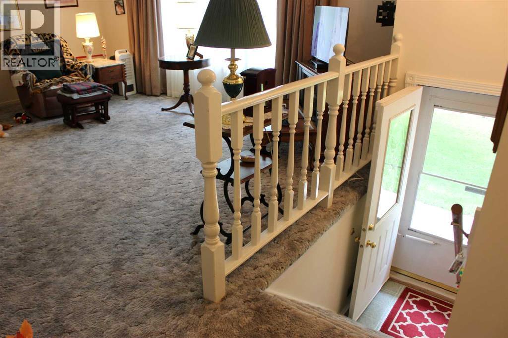 634 Maple Drive - photo 4