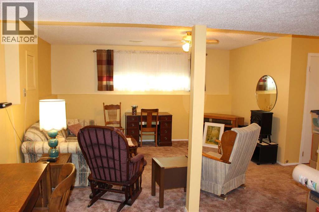 634 Maple Drive — photo 15