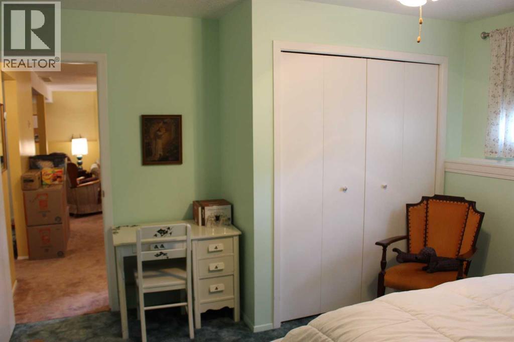 634 Maple Drive — photo 17