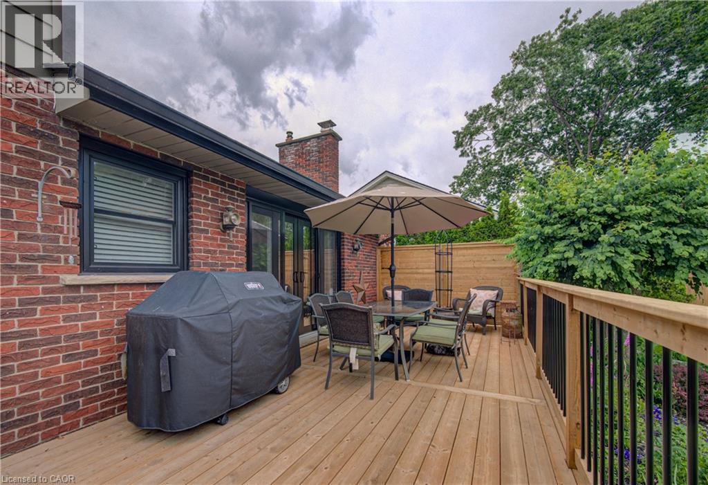 5-bedroom home for sale at 336 MAPLE Avenue S, Burford ON · photo 30 of 50