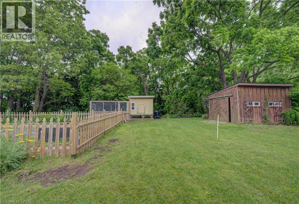 5-bedroom home for sale at 336 MAPLE Avenue S, Burford ON · photo 41 of 50
