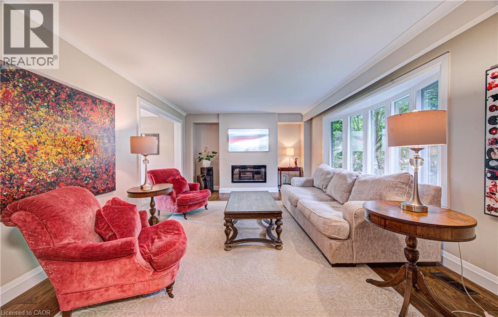 5-bedroom home for sale at 336 MAPLE Avenue S, Burford ON · photo 7 of 50