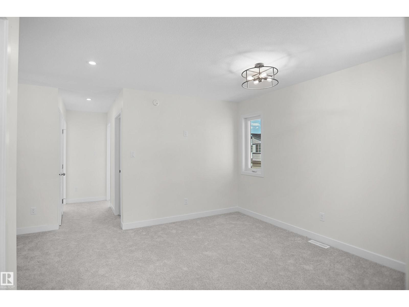 19492 21 AV NW - 20