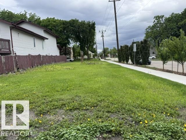 11447 90 ST NW - photo 2