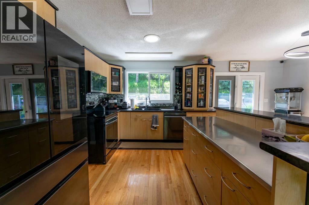 153 Alder Drive - photo 2