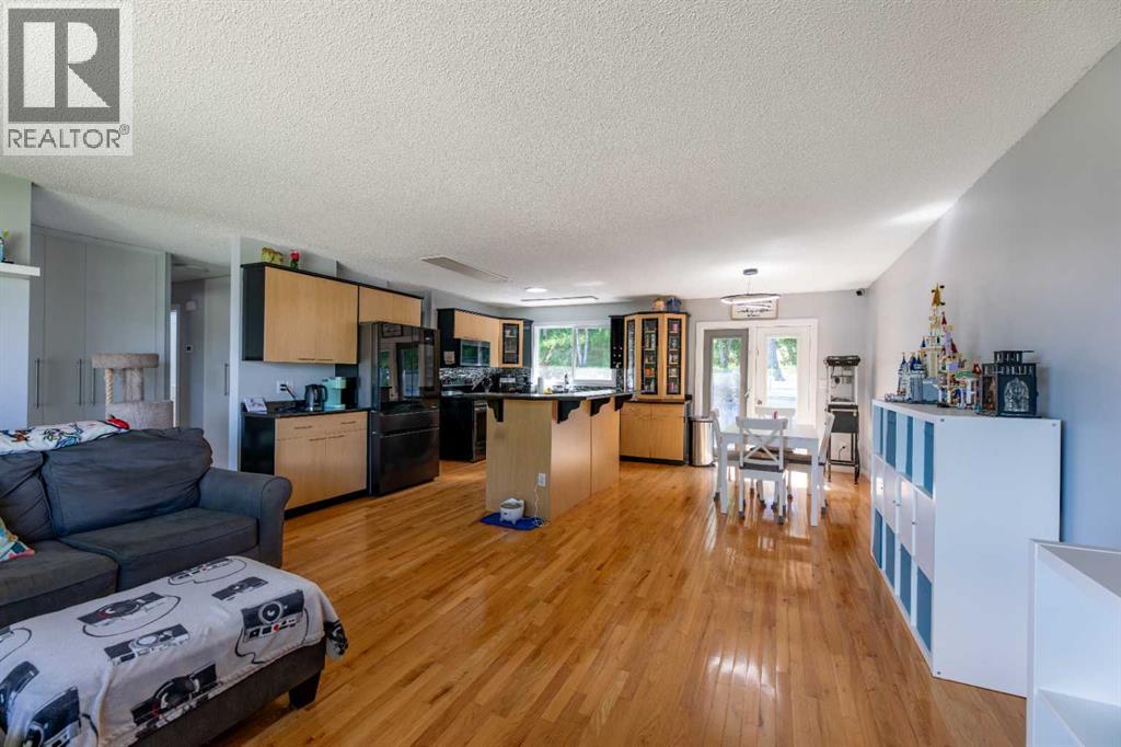 153 Alder Drive — photo 7