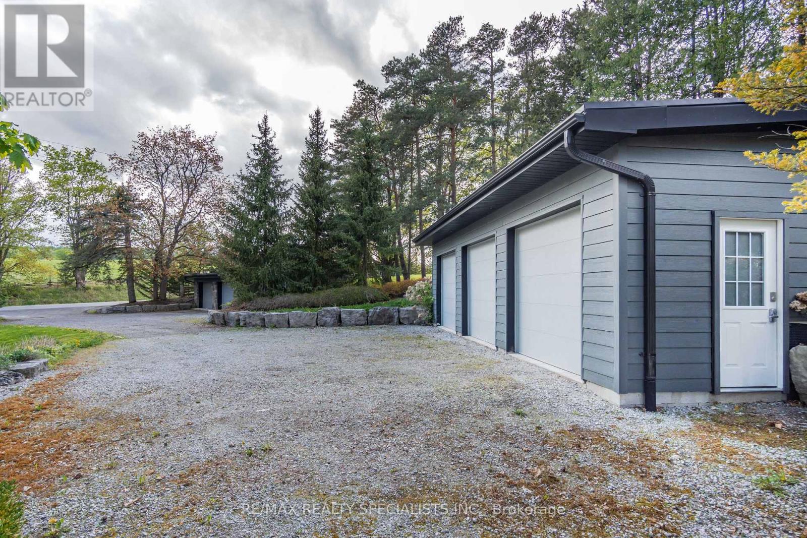 16167 MCLAUGHLIN ROAD - 42