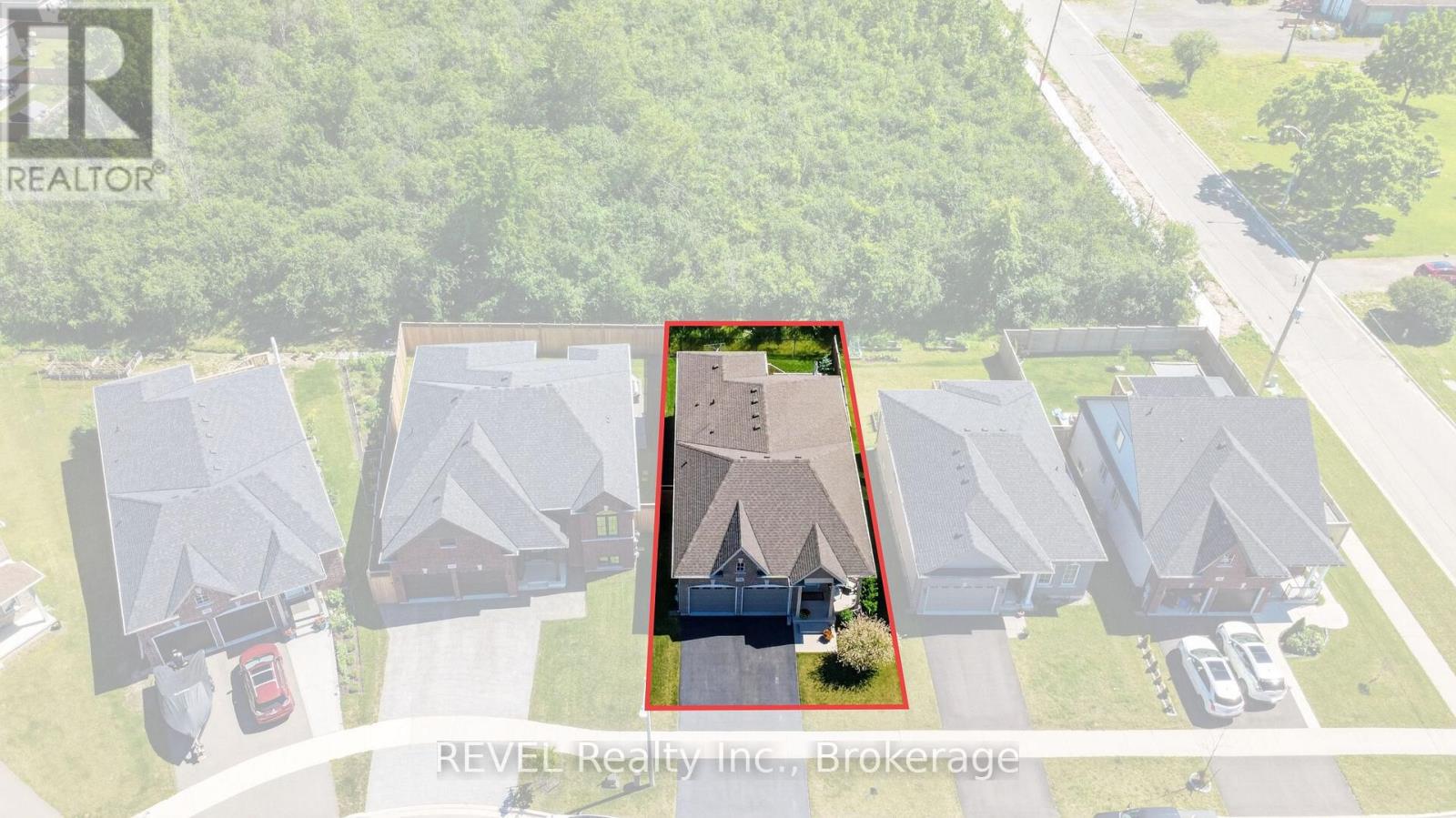 394 HUMMEL CRESCENT - 27