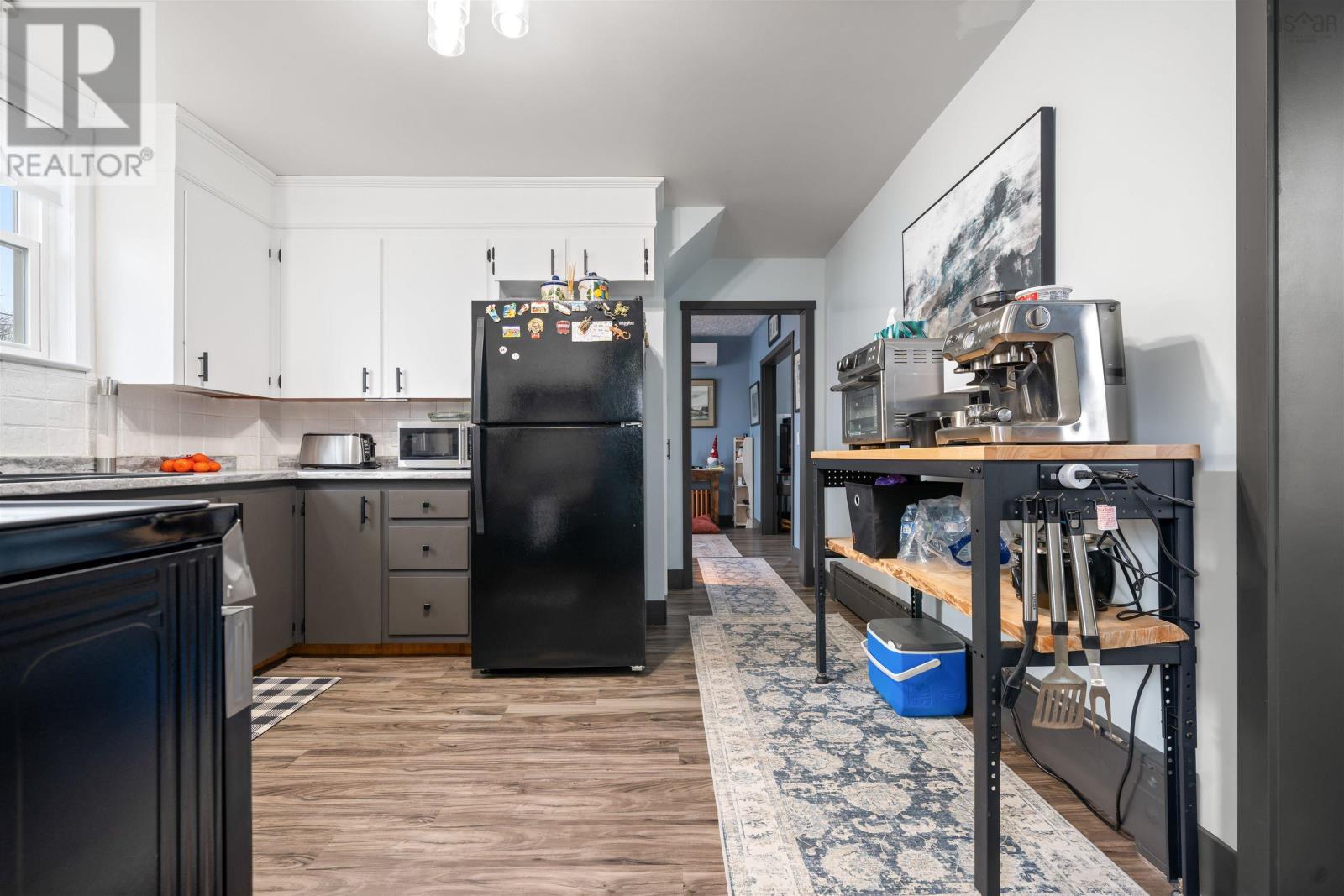 21 6th Street - 11