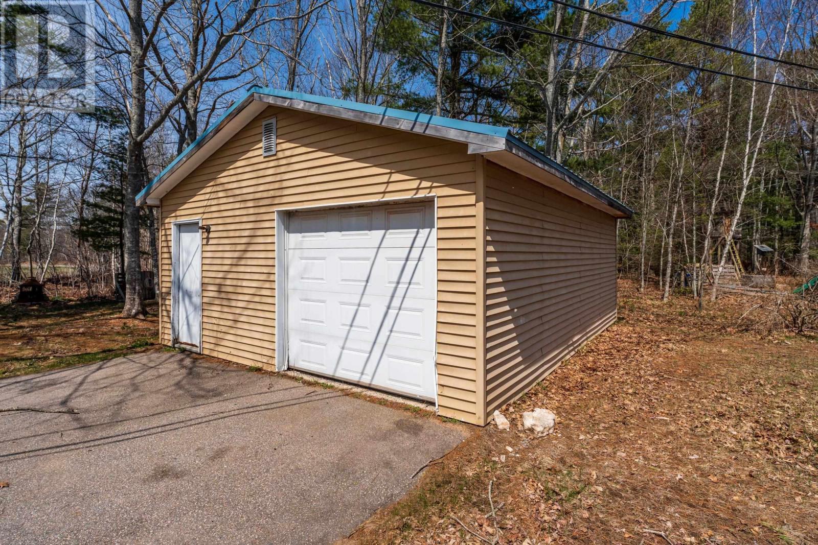 1 Pinecrest Drive - 29