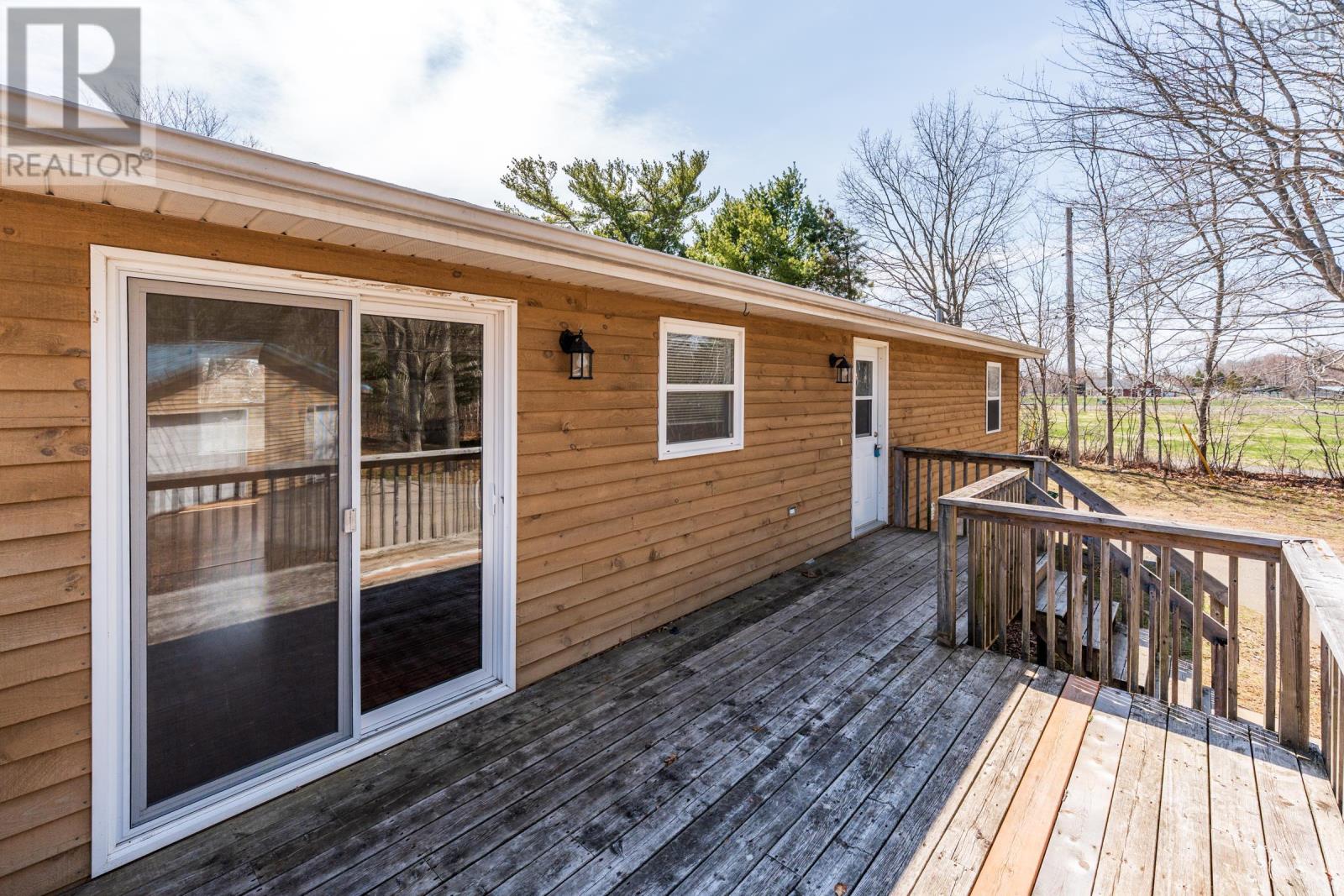 1 Pinecrest Drive - 31