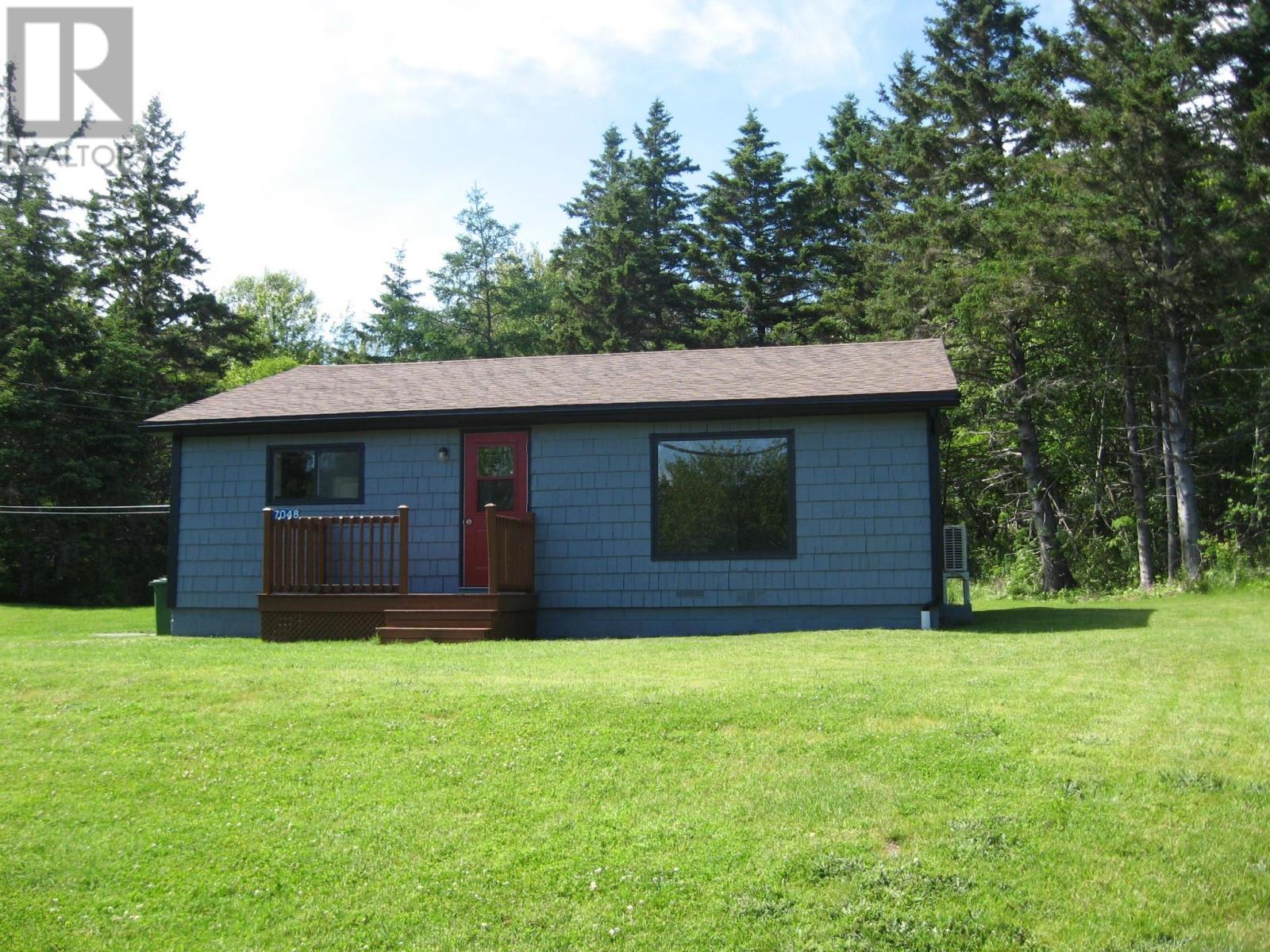 7048 Highway 3 - 2