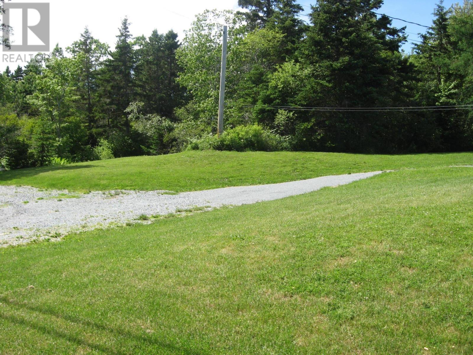 7048 Highway 3 - 3