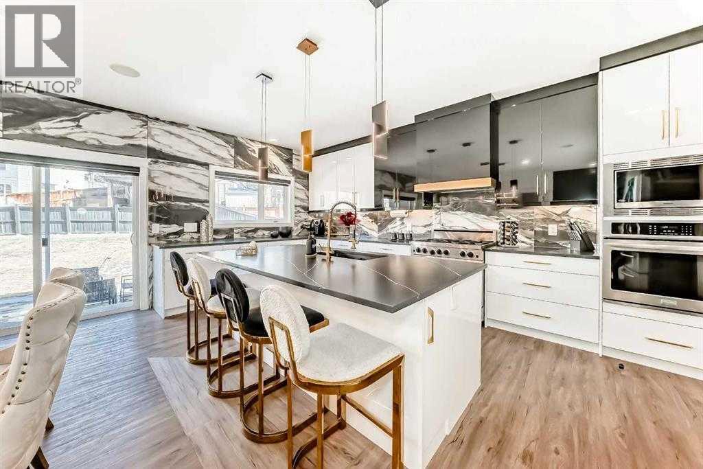 630 Rocky Ridge View NW - 4