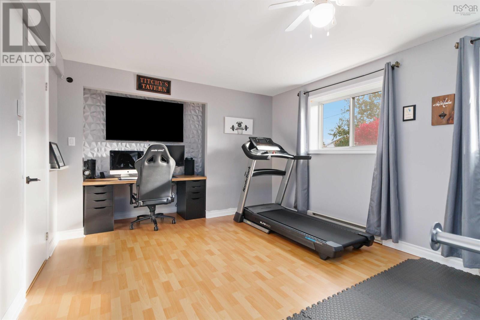 Property 38 of 48 of 9 Ascot Way
