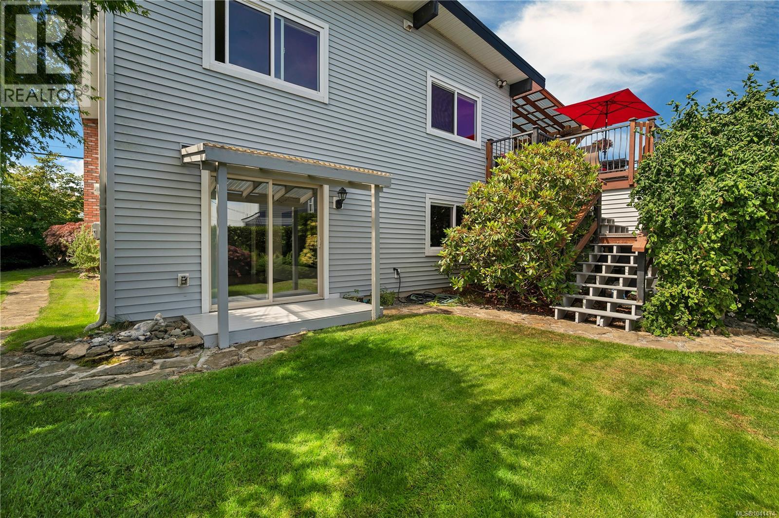 541 Alder St S - 47