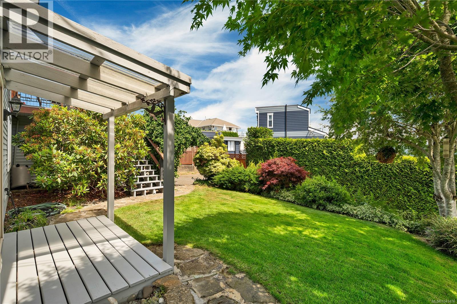 541 Alder St S - 49