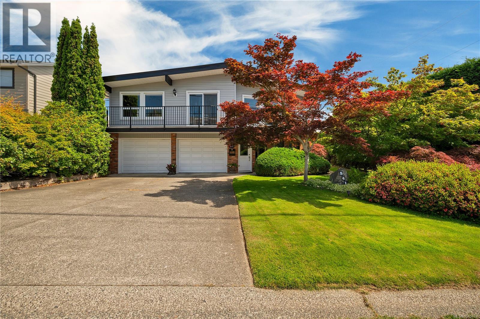 541 Alder St S - 55