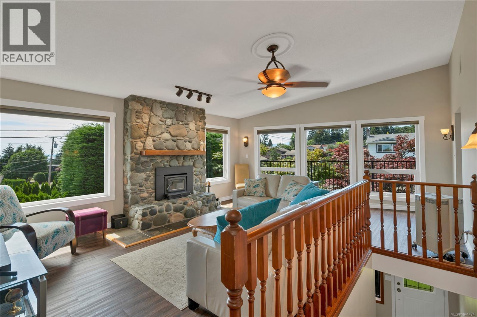541 Alder St S - 7