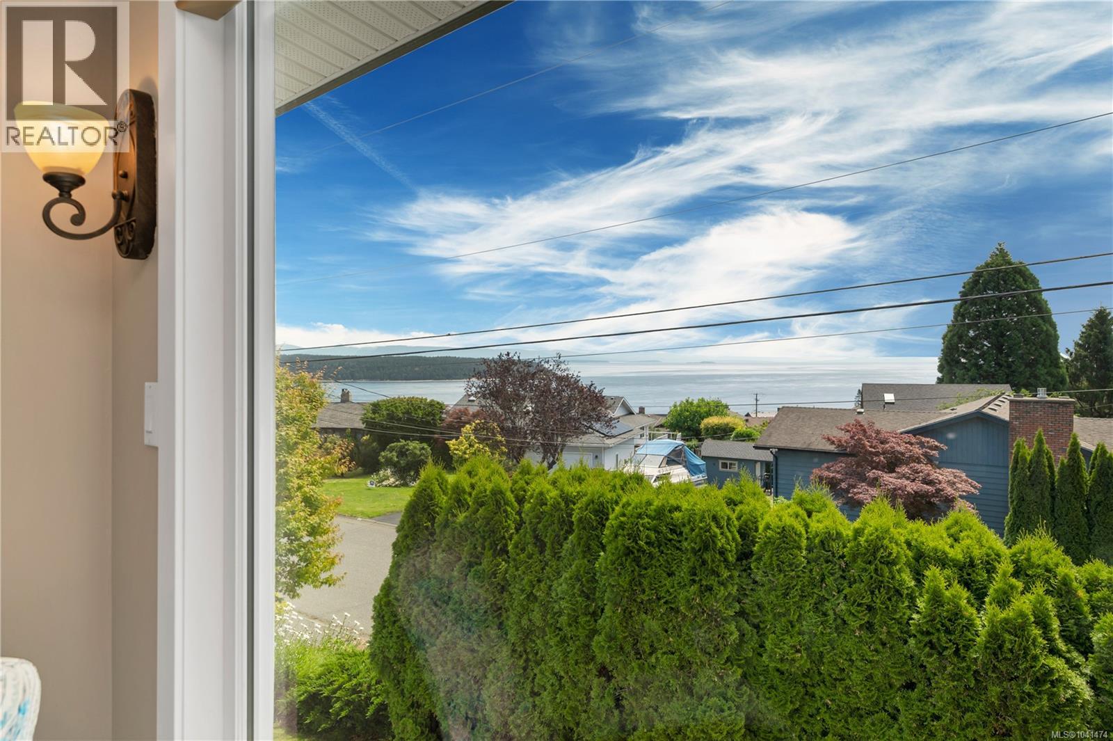 541 Alder St S - 8