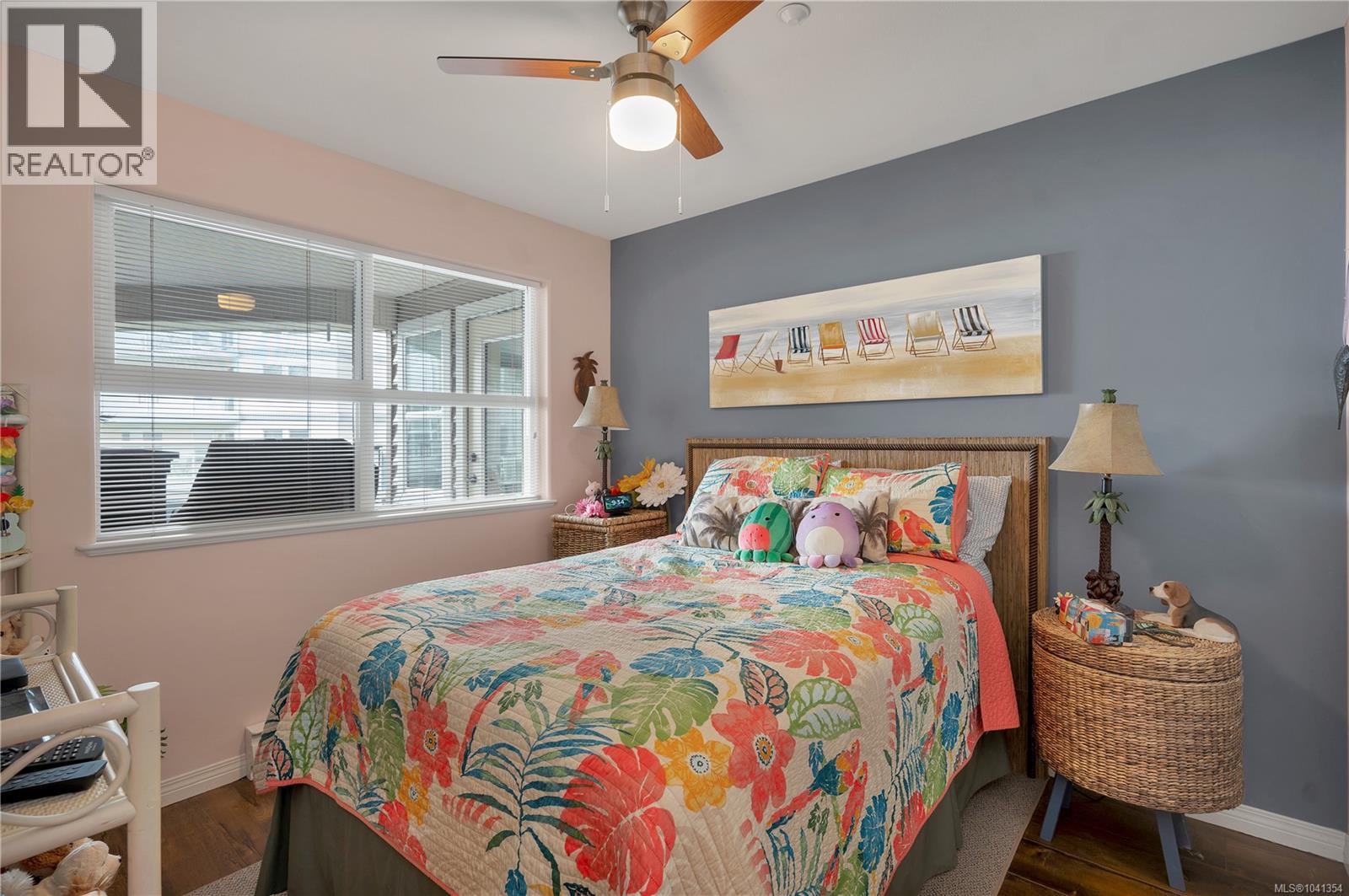 #105 350 Island Hwy S - 16