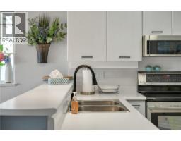 105 350 Island Hwy S, Campbell River, BC V9W1A5 Photo 10