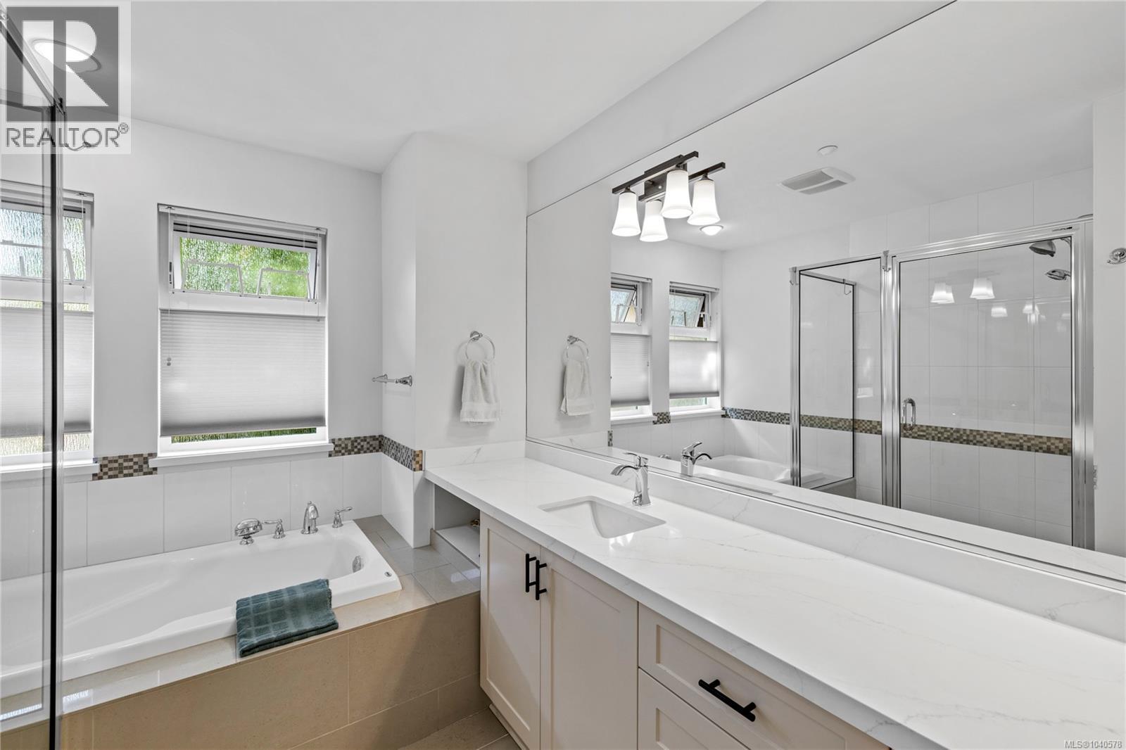 #12 500 Corfield St S - 35