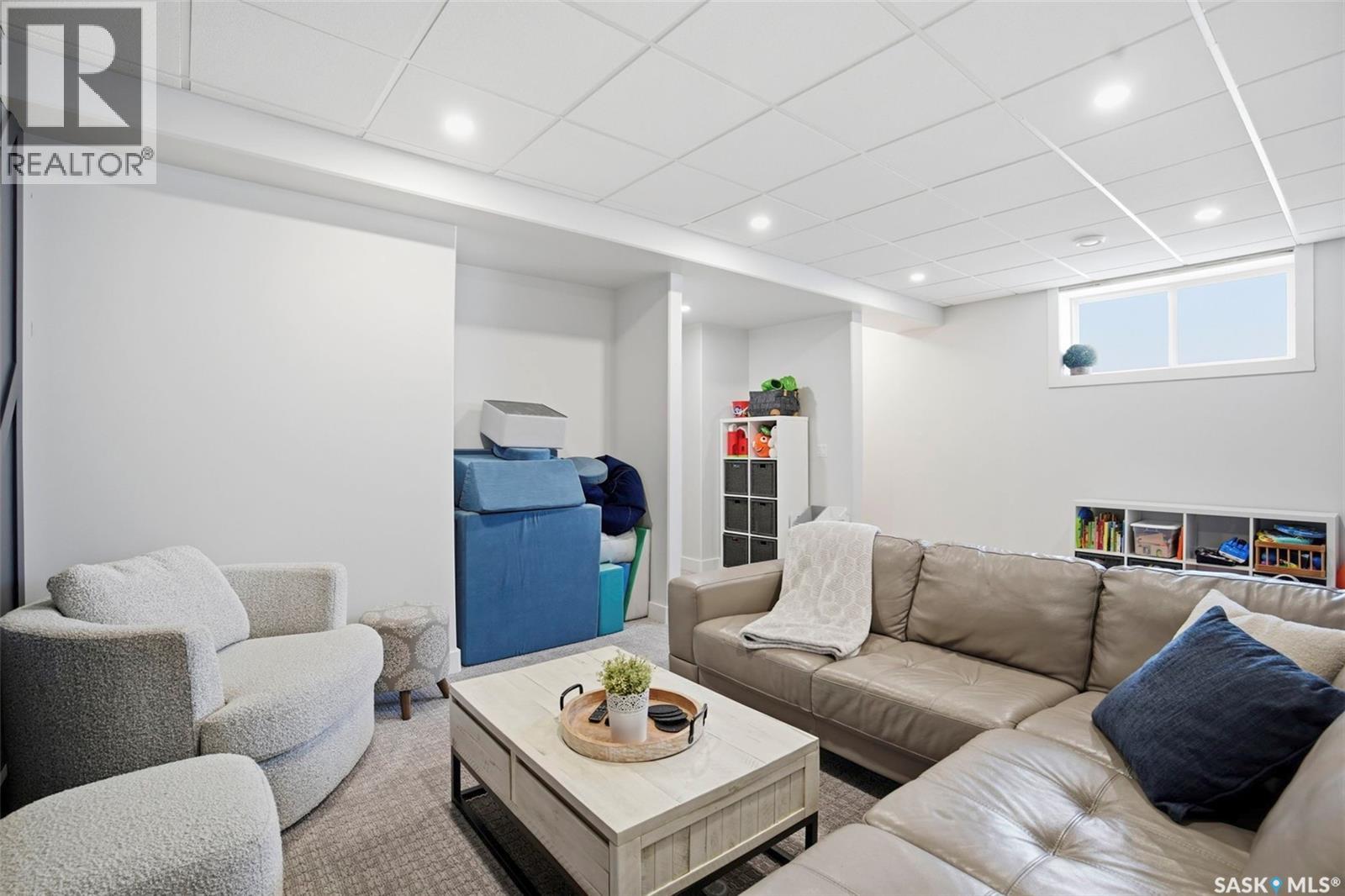 250 Skopik CRESCENT - 28