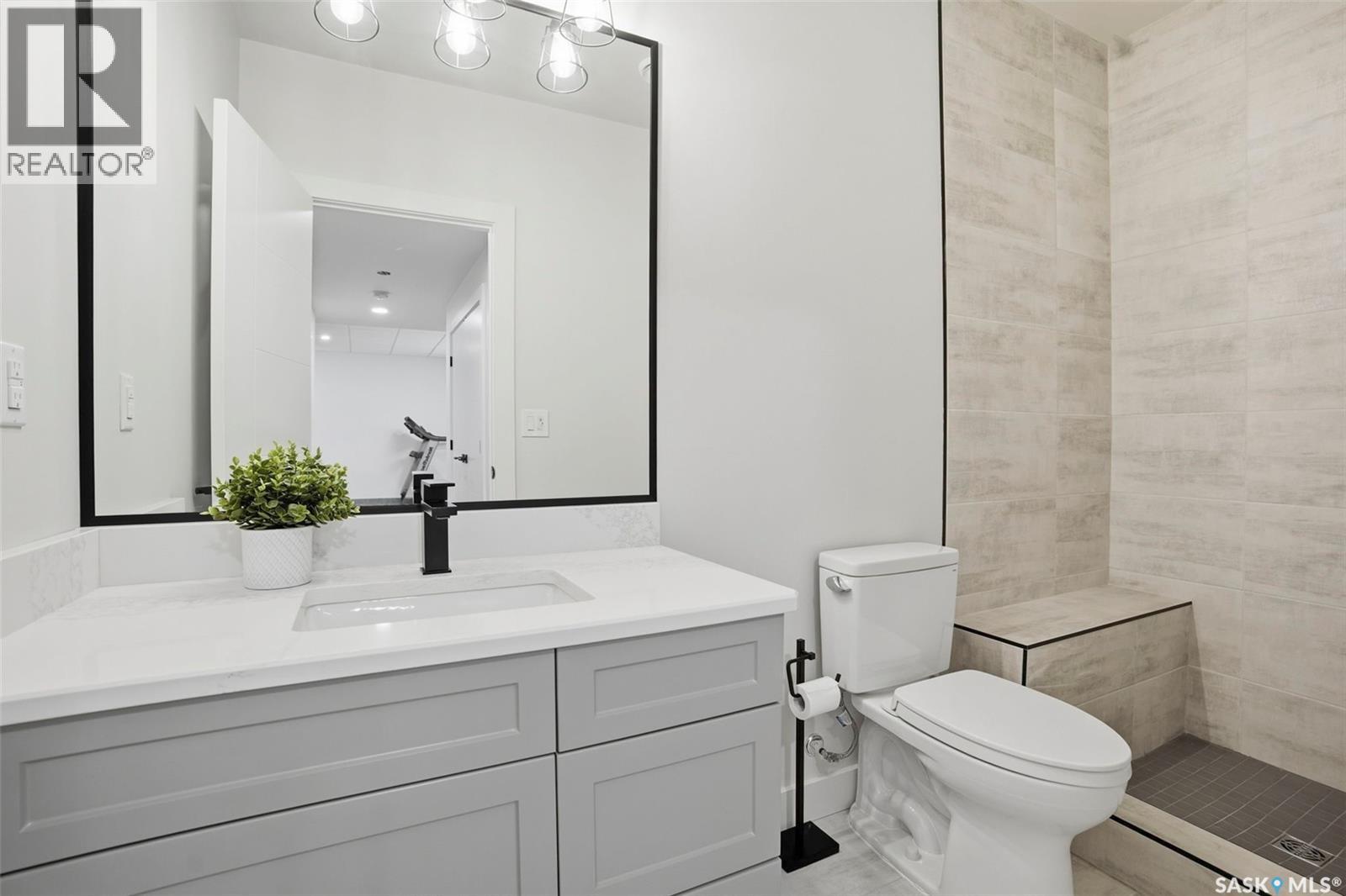 250 Skopik CRESCENT - 29