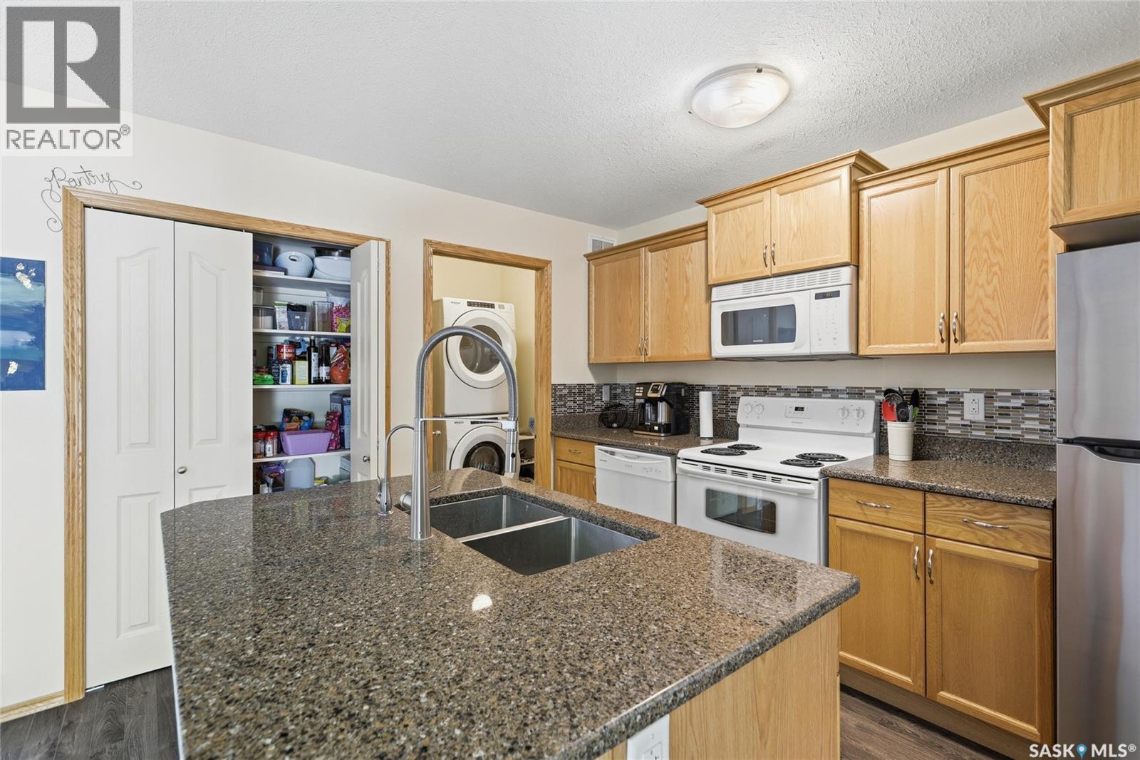 212 Mount Royal PLACE — photo 10
