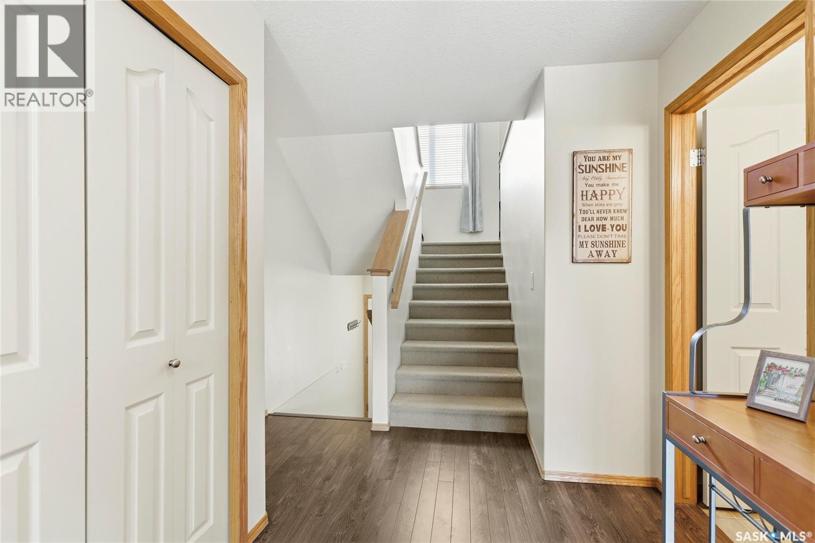 212 Mount Royal PLACE — photo 15