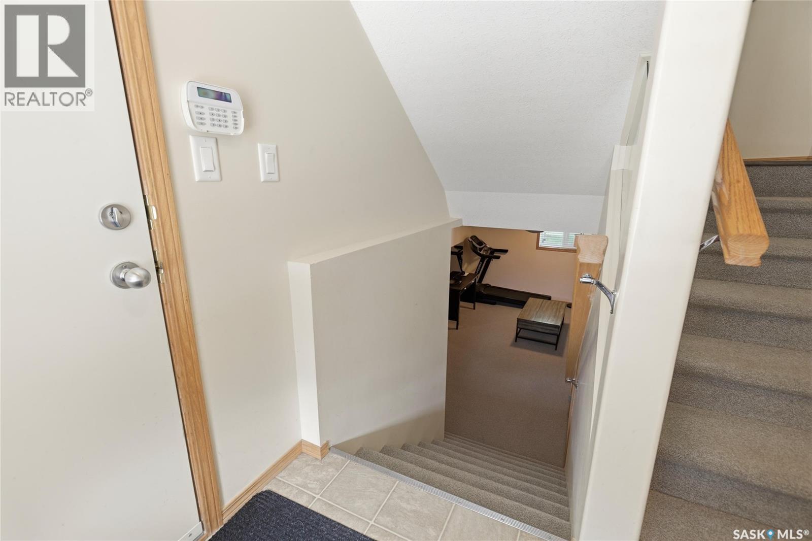 212 Mount Royal PLACE — photo 29