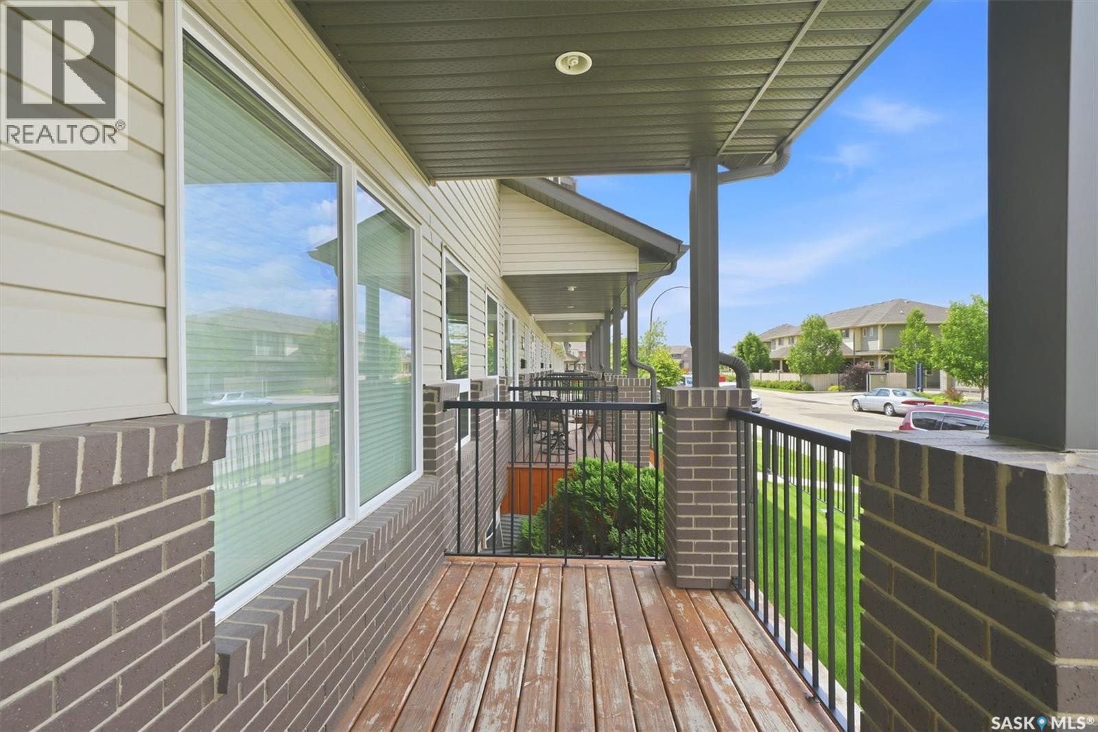 140 Shepherd CRESCENT — photo 37