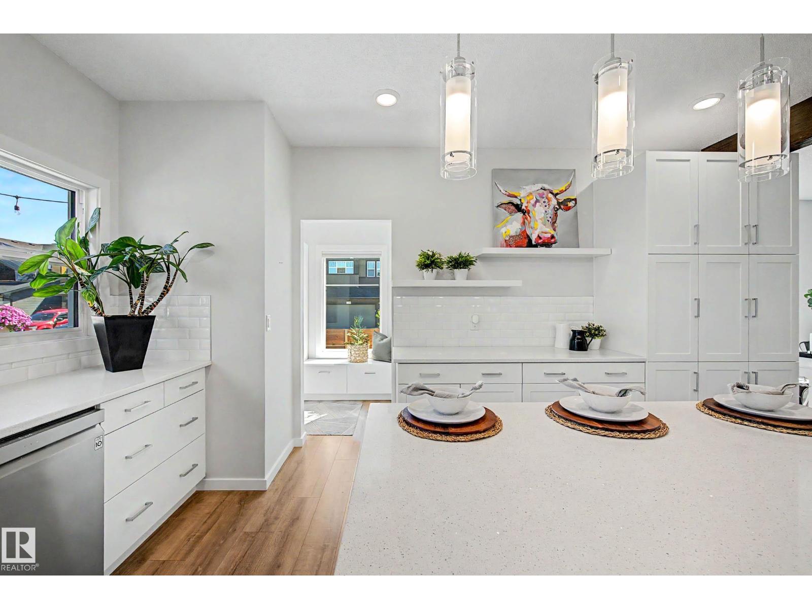 2451 KELLY CIRCLE SW - 17