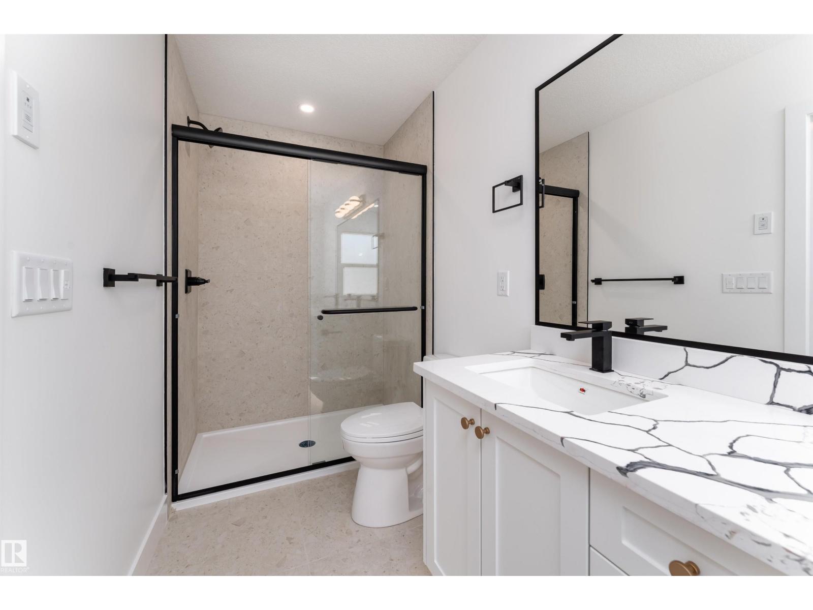 533 Robinson BV — photo 27