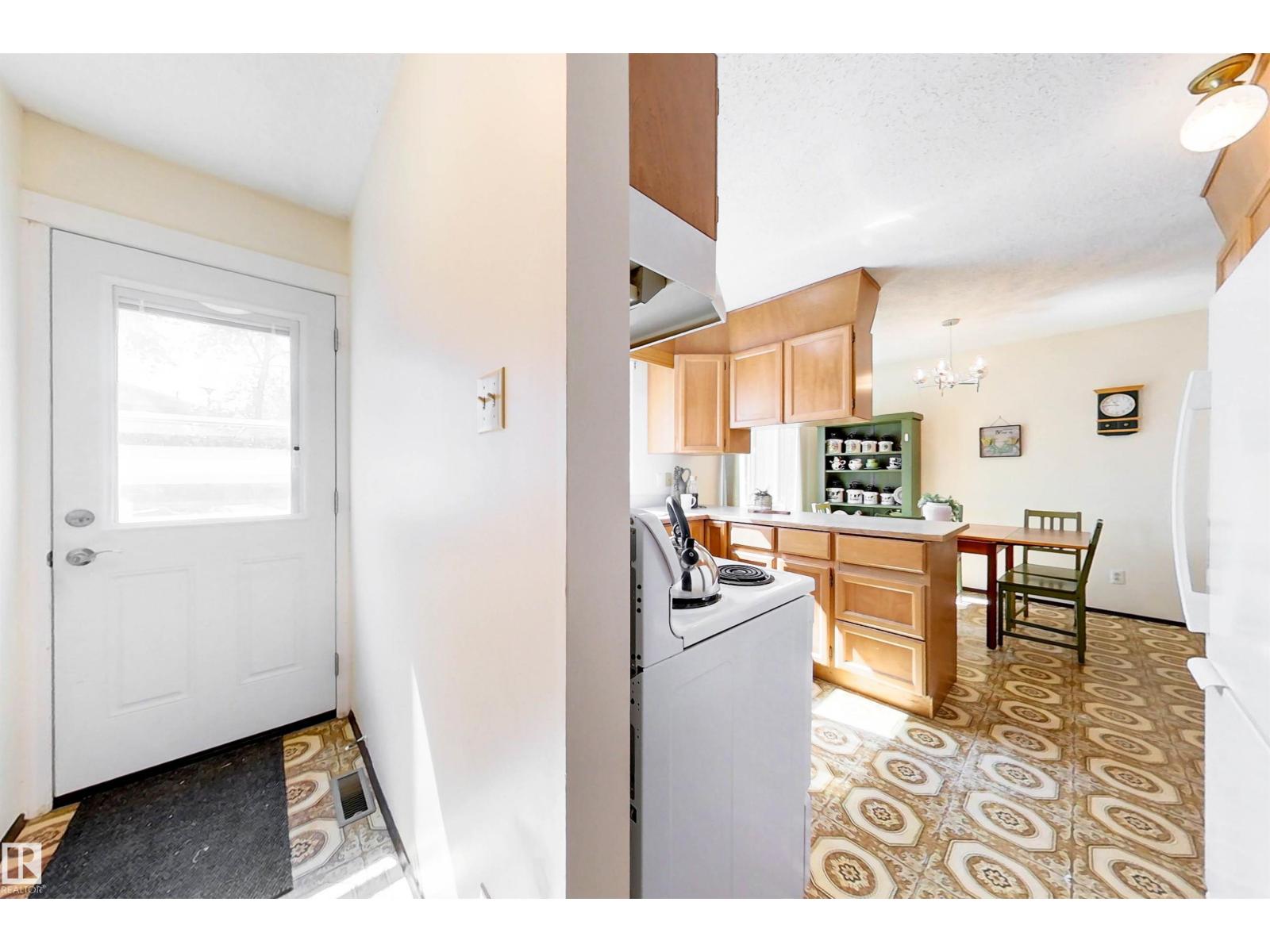 1 FOREST DR — photo 18